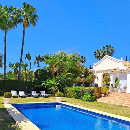 Noctua Luxury Paraiso 001 Villa